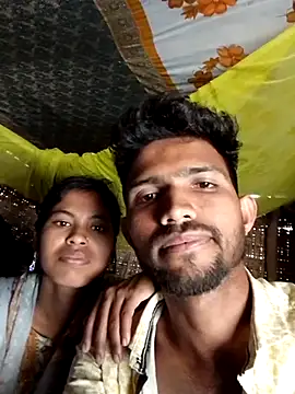 Snapshot of Hot_couple_1 chatting on March 6, 2025, 5:46 am Hot couple 1 online show from March 6, 2025, 5:46 am