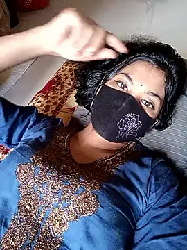 Snapshot of Hot_couple_1 chatting on September 21, 2025, 9:14 am Hot couple 1 online show from September 21, 2025, 9:14 am