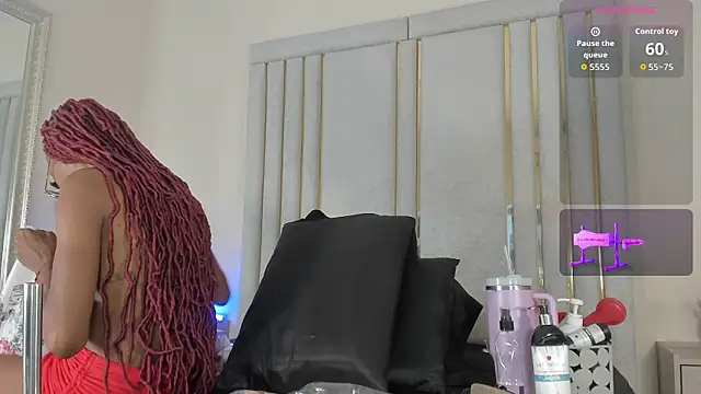 Liincostelloo online show from March 10, 2026, 9:19 pm