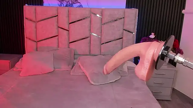 Gigidoll online show from January 19, 2026, 11:47 am