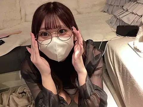 Snapshot of shina_mo_n_ch chatting on March 24, 2026, 1:44 pm shina mo n ch online show from March 24, 2026, 1:44 pm