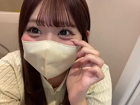 Snapshot of shina_mo_n_ch chatting on May 29, 2026, 2:34 pm shina mo n ch online show from May 29, 2026, 2:34 pm