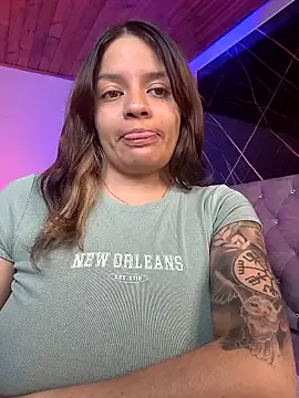 victoria  floyd online show from May 5, 2026, 8:01 pm