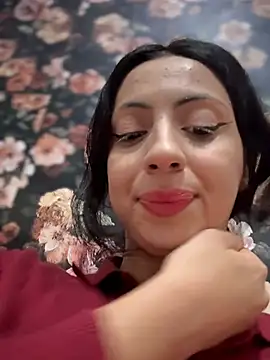 majdolin78 online show from February 19, 2026, 11:07 am