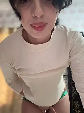 majdolin78 online show from March 24, 2026, 12:38 pm