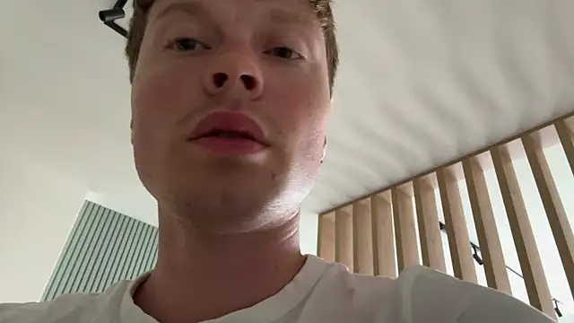 Snapshot of cameron-crowly chatting on August 8, 2026, 12:56 pm cameron-crowly online show from August 8, 2026, 12:56 pm
