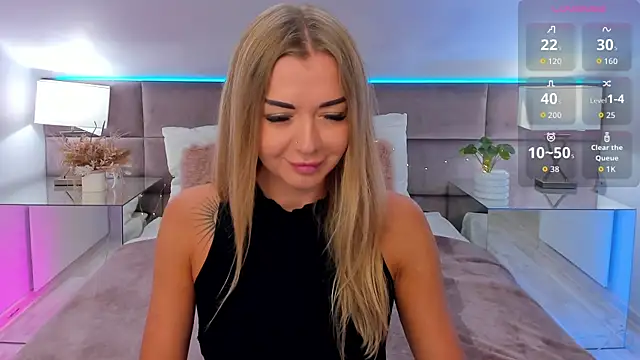 SusanBlair online show from September 21, 2025, 12:21 pm