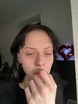 Ciara2004 online show from February 13, 2026, 2:06 pm