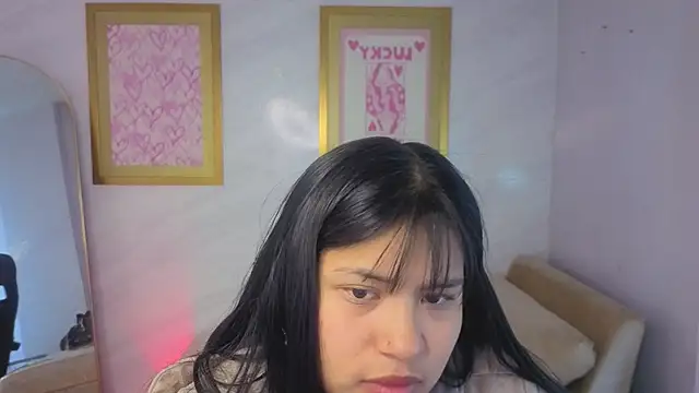Paulette v online show from May 8, 2026, 1:04 pm