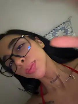 sophierooy22 online show from August 1, 2026, 10:52 pm