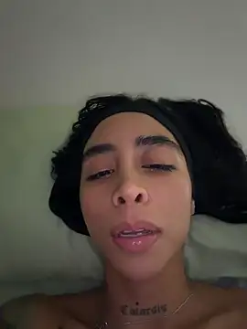 sophierooy22 online show from July 14, 2026, 2:05 am