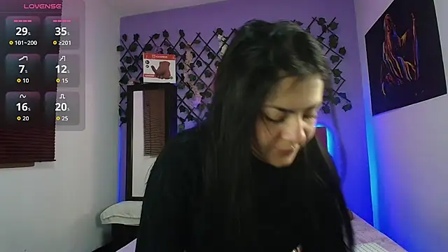 Emmie Hot online show from July 25, 2026, 12:00 pm