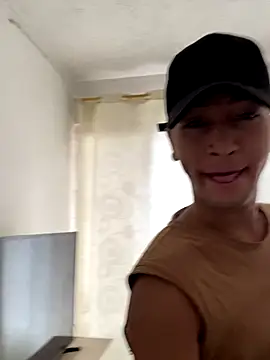 Snapshot of Diegosavage3 chatting on November 9, 2025, 4:33 pm Diegosavage3 online show from November 9, 2025, 4:33 pm