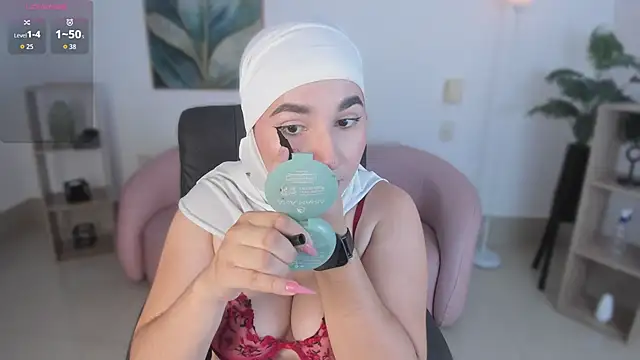 Ayha khalaf online show from November 9, 2025, 12:58 am