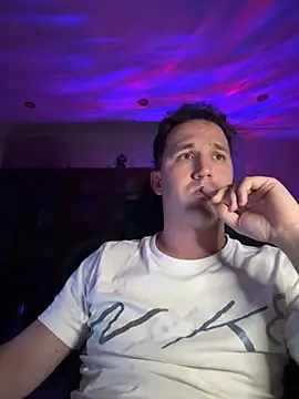 wilder6969xx online show from October 28, 2025, 11:25 pm