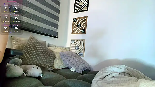 Snapshot of love_sharol_ chatting on September 19, 2025, 1:31 am love sharol online show from September 19, 2025, 1:31 am