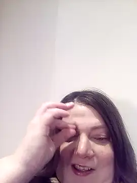 Snapshot of HotHornyEmmaX chatting on February 16, 2025, 7:15 am HotHornyEmmaX online show from February 16, 2025, 7:15 am