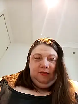 Snapshot of HotHornyEmmaX chatting on March 22, 2026, 7:10 am HotHornyEmmaX online show from March 22, 2026, 7:10 am