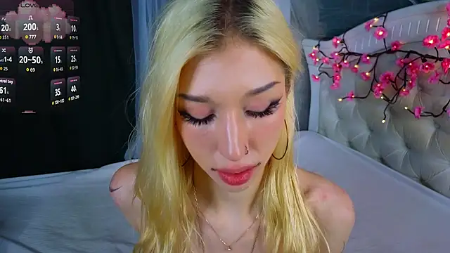 SallyCha online show from July 13, 2026, 8:24 am