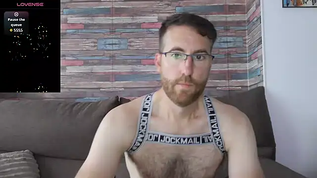 machohiberiko online show from October 8, 2025, 5:02 pm