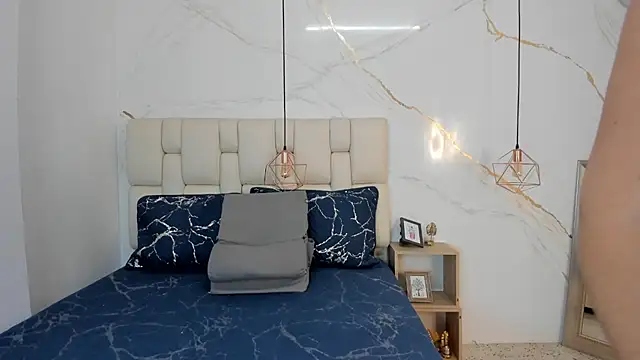 fierygroup online show from March 22, 2025, 10:15 pm