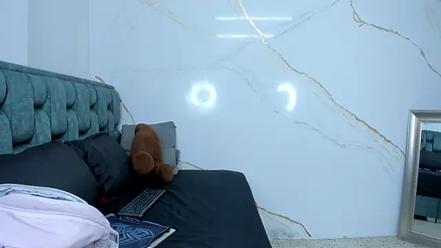 fierygroup online show from September 27, 2025, 11:44 pm