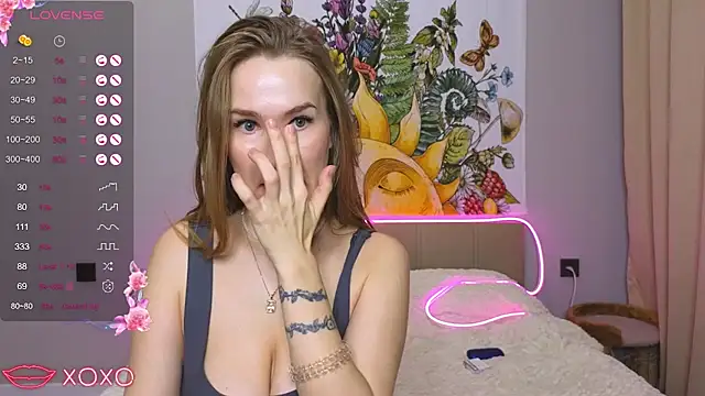 DianaShermy online show from November 8, 2025, 4:10 pm