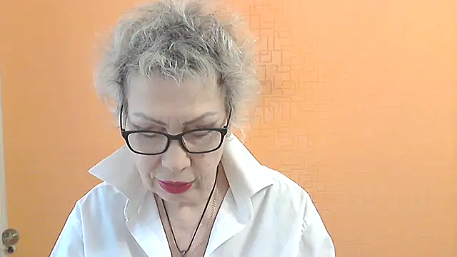 Snapshot of NessyJenixs chatting on March 18, 2026, 7:55 am NessyJenixs online show from March 18, 2026, 7:55 am