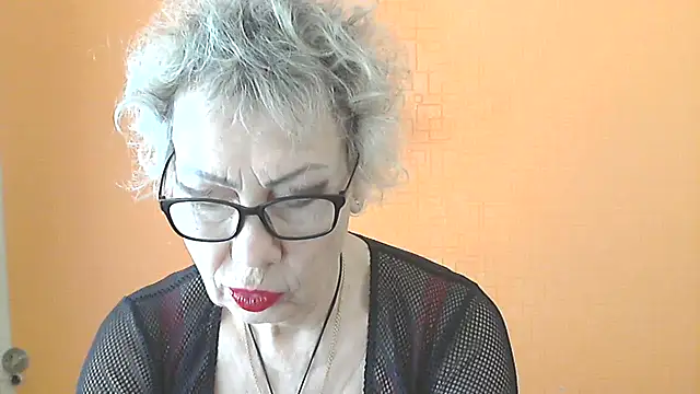 Snapshot of NessyJenixs chatting on March 10, 2026, 7:23 am NessyJenixs online show from March 10, 2026, 7:23 am