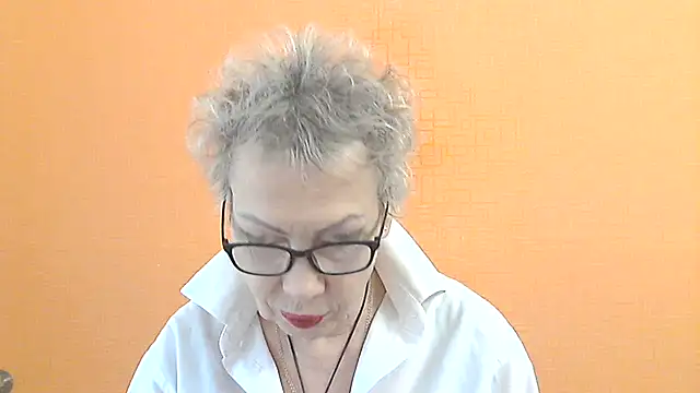 NessyJenixs online show from November 23, 2025, 7:29 am