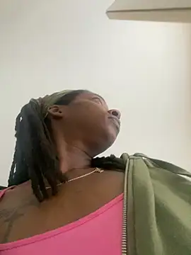 theprettysoles online show from June 22, 2026, 12:02 pm