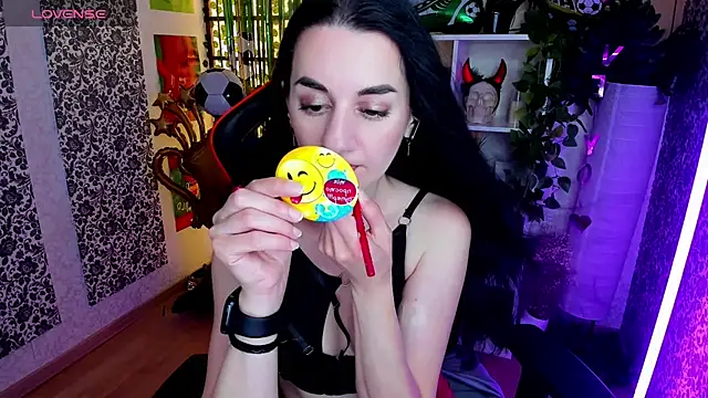 JessicaAlfo online show from June 27, 2026, 2:28 am
