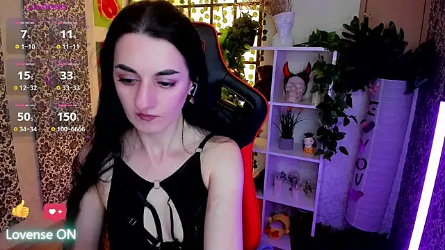 JessicaAlfo online show from May 2, 2026, 2:28 am