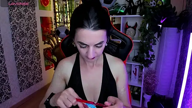 JessicaAlfo online show from July 2, 2026, 2:34 am