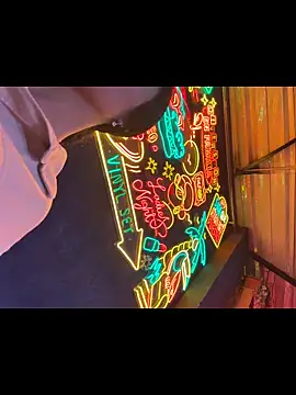 fiorella paris online show from February 16, 2026, 2:32 am