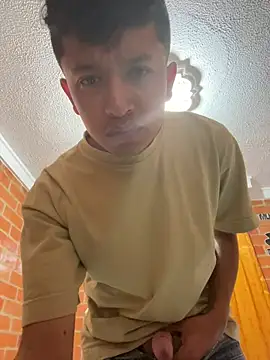 sebaxx8  online show from February 7, 2025, 5:41 am