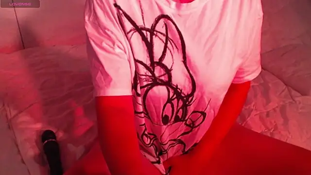 sweetchani666 online show from September 27, 2025, 1:50 pm