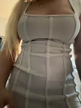 blissdimicco online show from November 3, 2025, 10:19 am