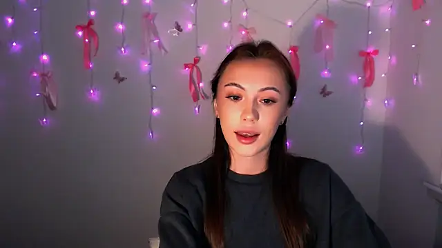 Nikonara Love online show from December 20, 2025, 1:36 pm