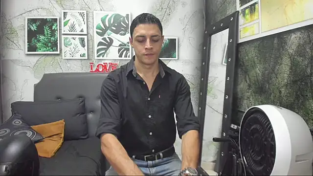 Frank Millers online show from September 16, 2025, 4:41 pm