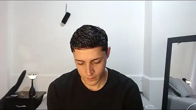 Frank Millers online show from April 30, 2026, 8:57 pm