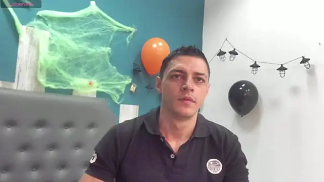 Frank Millers online show from October 27, 2025, 7:48 pm