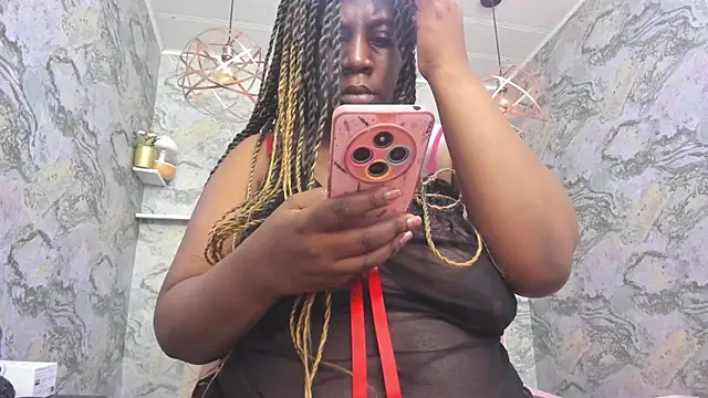 nefertiti ebony online show from April 28, 2026, 3:16 pm