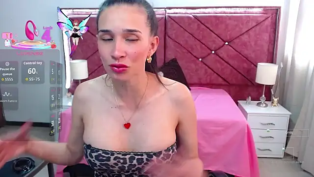 victoria adams07 online show from September 20, 2025, 8:36 pm