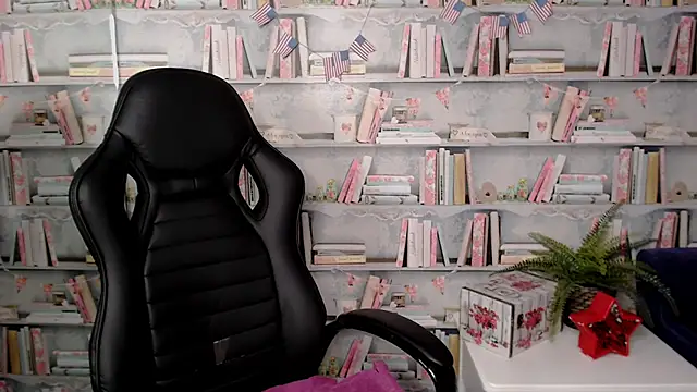 DemianEnglen online show from March 11, 2025, 11:47 pm