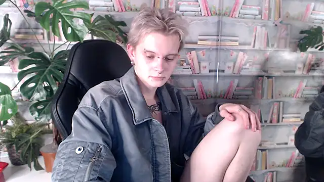 DemianEnglen online show from March 15, 2025, 8:32 pm