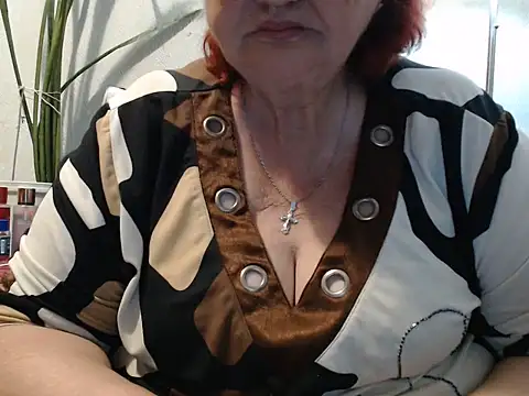 DeniseeRosea online show from June 16, 2026, 10:43 pm