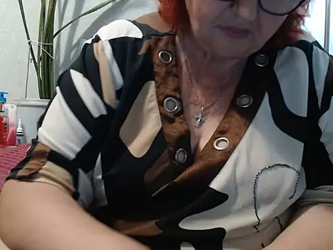 Snapshot of DeniseeRosea chatting on July 24, 2026, 6:48 pm DeniseeRosea online show from July 24, 2026, 6:48 pm