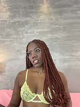 Alaia Colins online show from July 17, 2026, 1:36 am