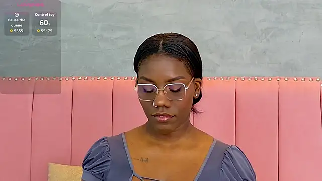 Snapshot of Alaia_Colins chatting on February 20, 2026, 11:39 pm Alaia Colins online show from February 20, 2026, 11:39 pm